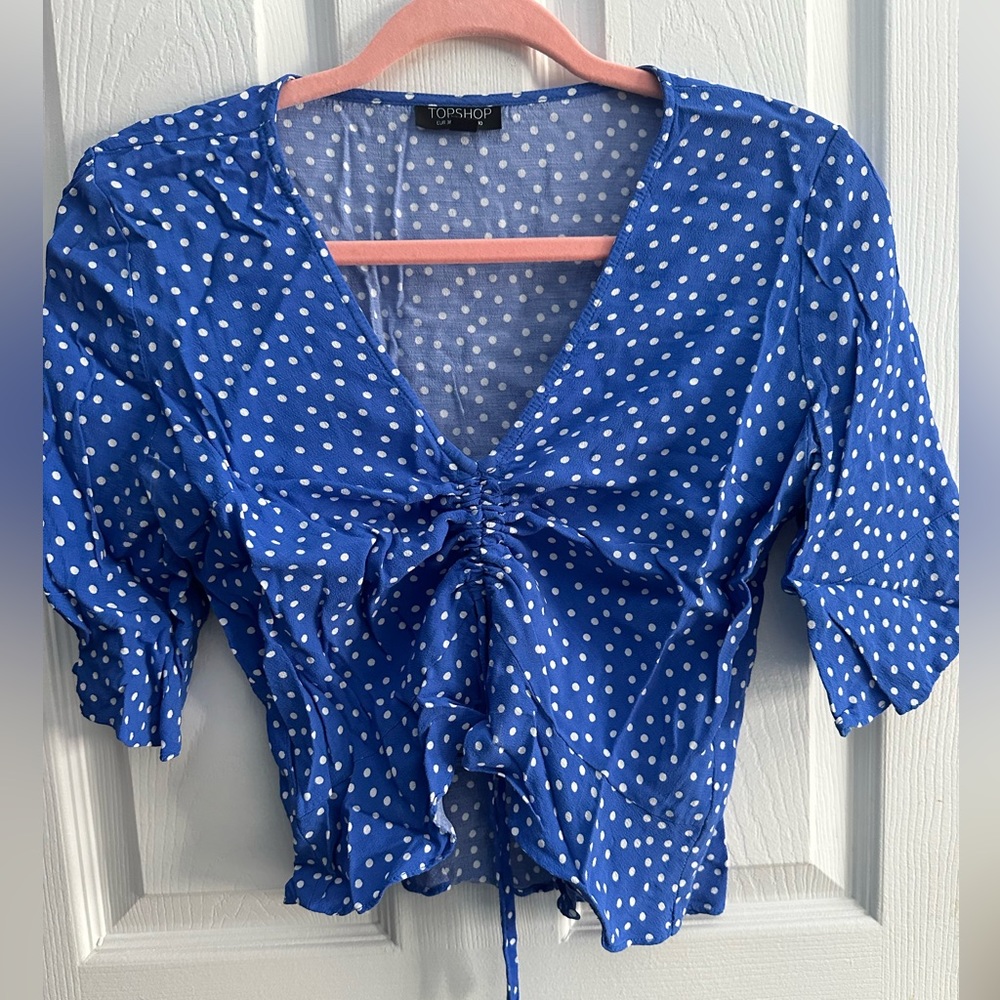 Top shop polka dot ruffle shirt 👚